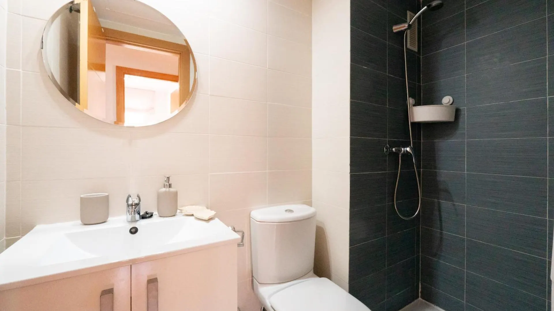 Santangelo - Pool And Sea Views Benalmadena Apartment