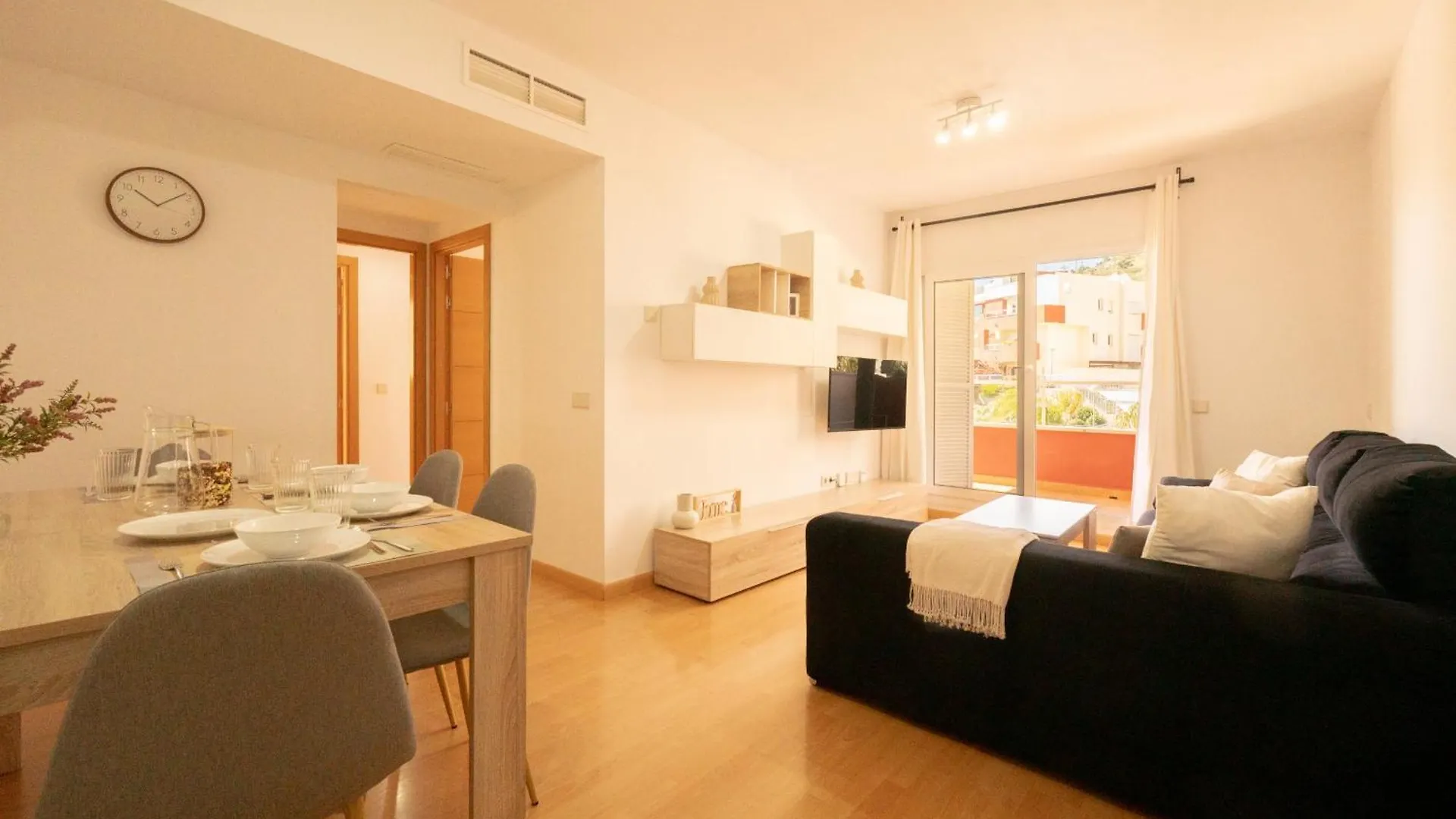 Santangelo - Pool And Sea Views Benalmadena Apartment