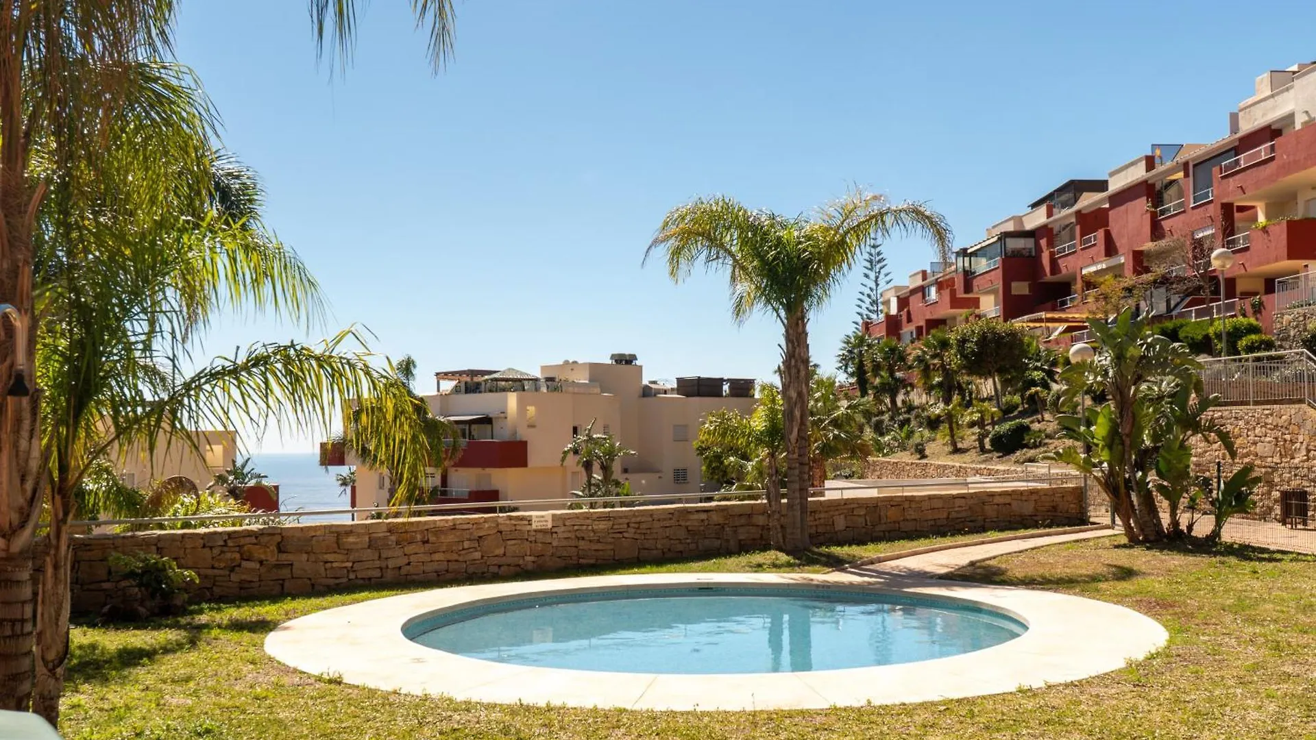 Santangelo - Pool And Sea Views Benalmadena Apartment