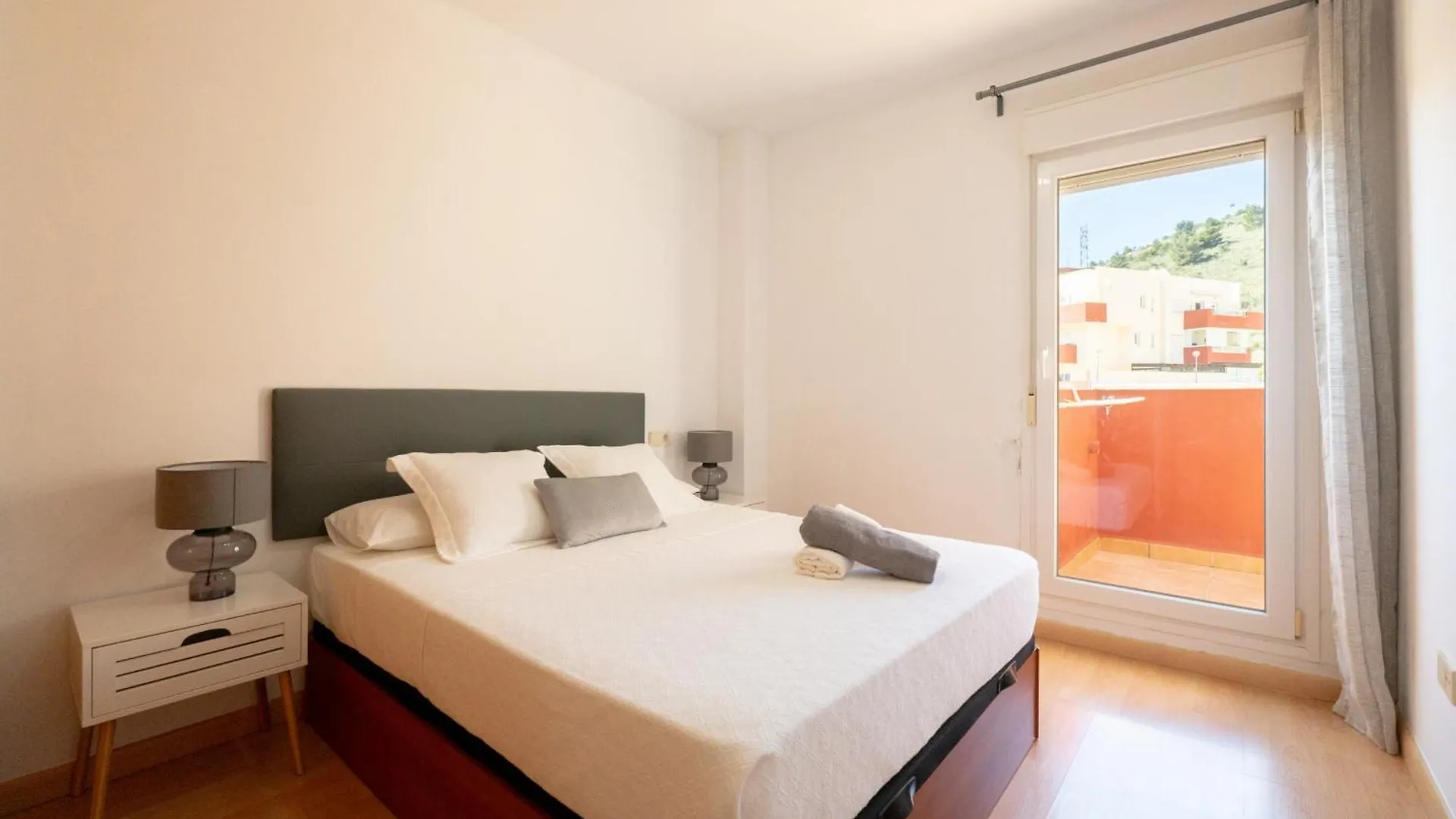 Santangelo - Pool And Sea Views Benalmadena Apartment