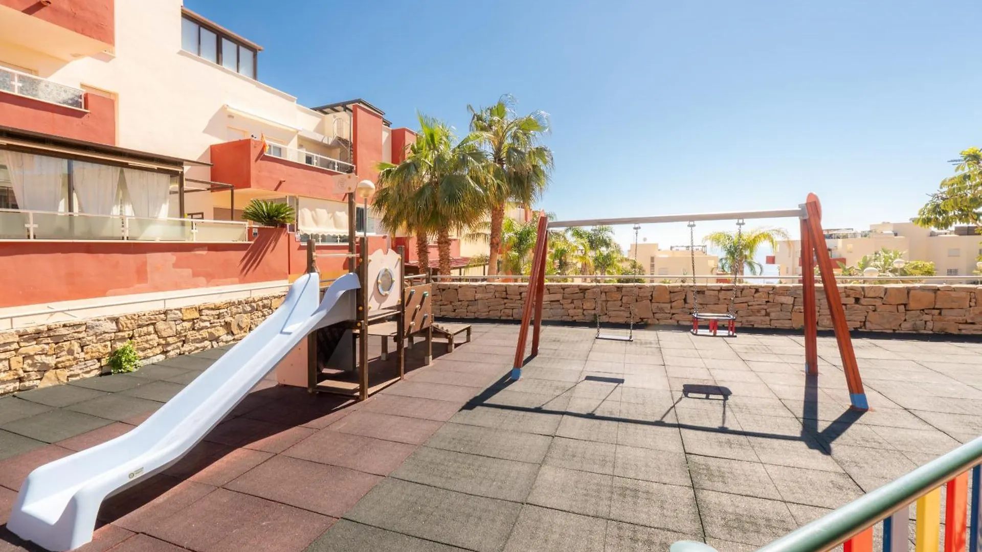 Santangelo - Pool And Sea Views Benalmadena Apartment